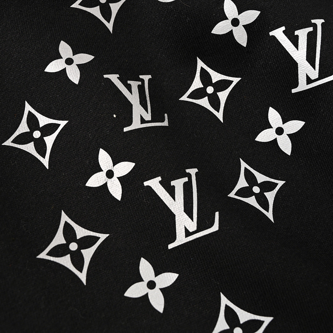 Louis Vuitton Trendy Sweatshirt