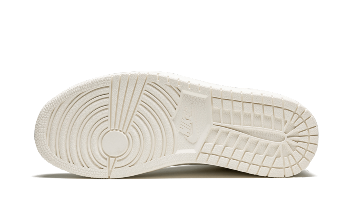 Air Jordan 1 Retro High OG "Sail" 555088 114