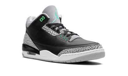 Air Jordan 3 Retro "Green Glow" CT8532 031