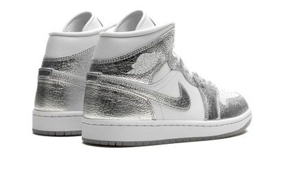 Air Jordan 1 Mid SE WMNS "Metallic Silver" FN5031 100