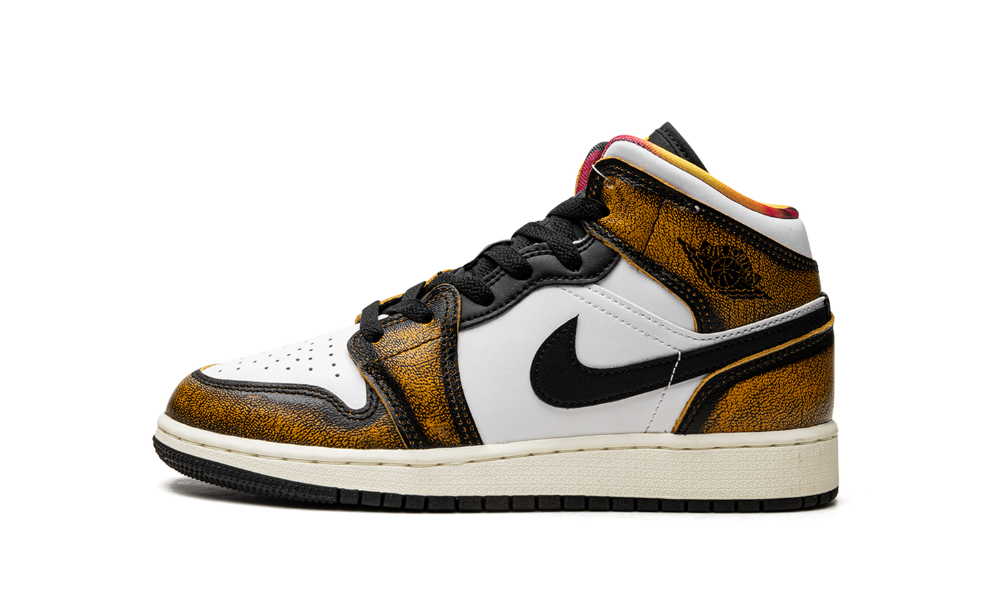 AIR JORDAN 1 MID SE GS "Orange Wear Away" DQ8418 071