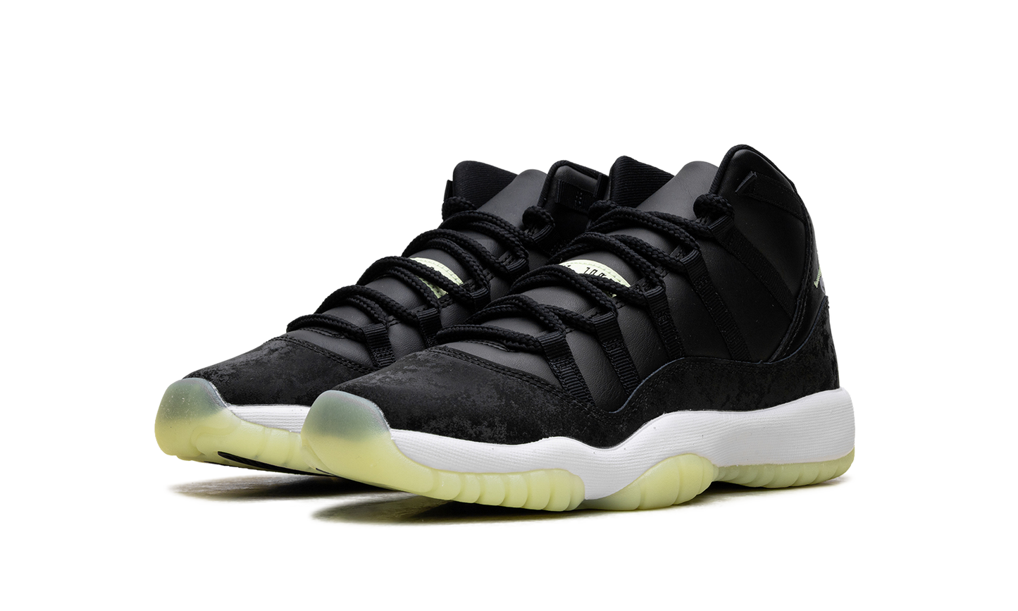 Air Jordan 11 GS "Barely Volt" IB1378 001