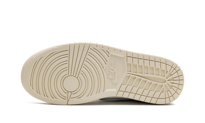 AIR JORDAN 1 HIGH MM WMNS "Coconut Milk" FB9891 100