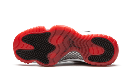 Air Jordan 11 Retro Low "Concord Bred" AV2187 160