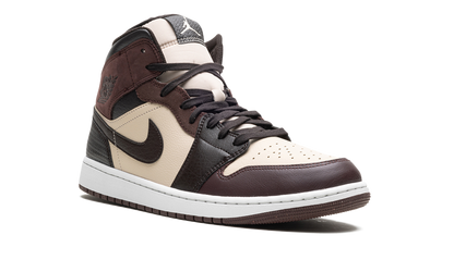 Air Jordan 1 Mid Se "Velvet Brown" FZ4359 200