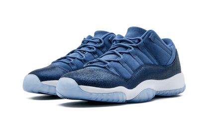 Air Jordan 11 Retro Low GS "Blue Moon" 580521 408