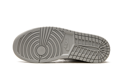 Air Jordan 1 Mid "Light Smoke Grey 2.0" 554724 078