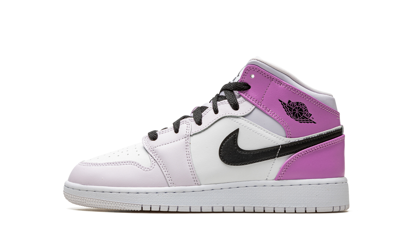 Air Jordan 1 Mid GS "Barely Grape" DQ8423 501