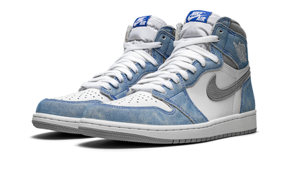 Air Jordan 1 Retro High OG "Hyper Royal" 555088 402