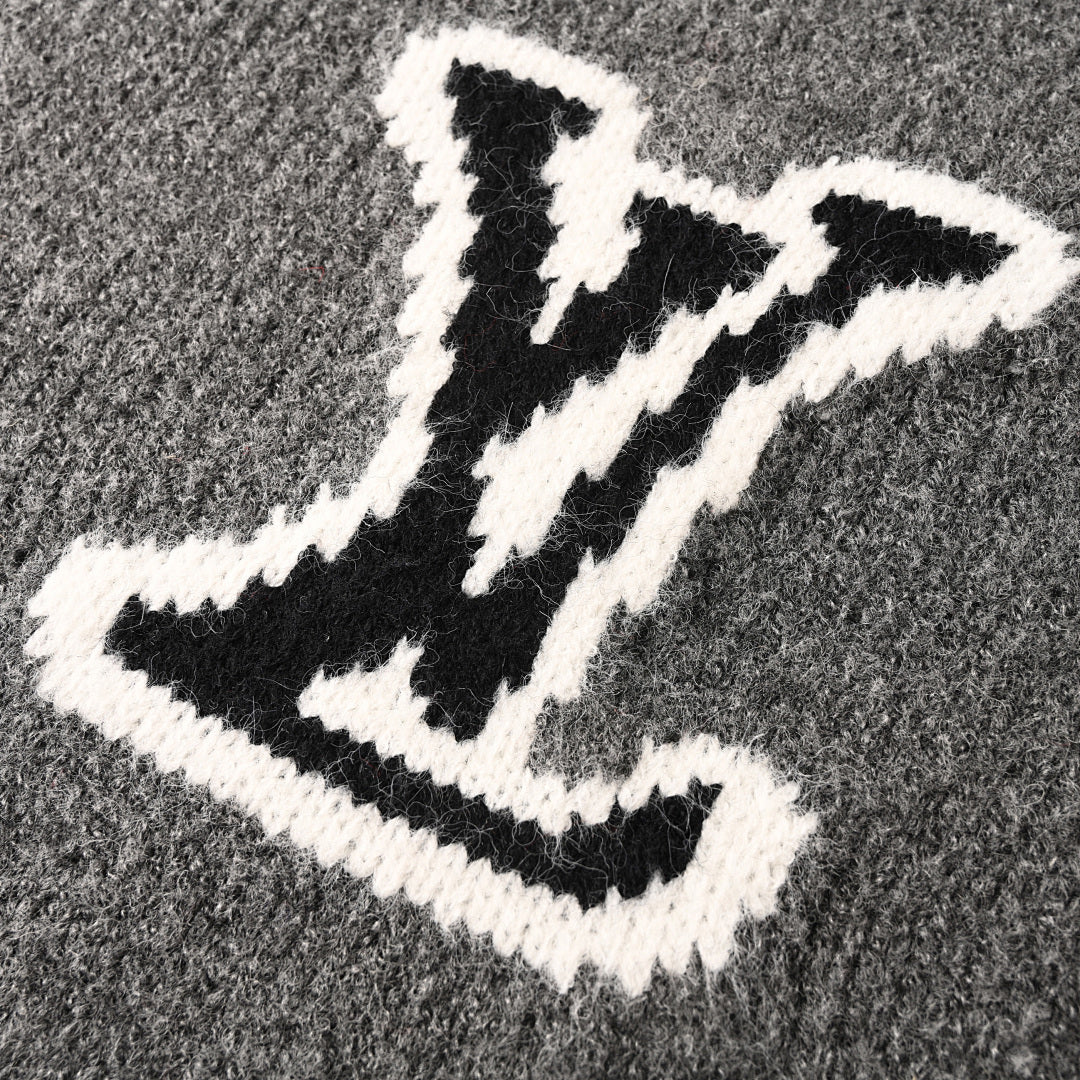 Louis Vuitton Trendy Sweatshirt