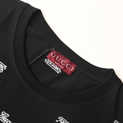 New brand new Gucci T-shirt