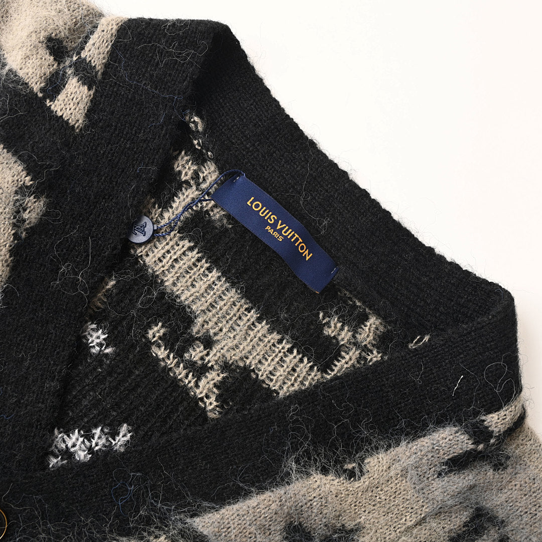 Louis Vuitton Trendy Sweatshirt