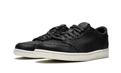 Air Jordan 1 Low Swooshless "Black" 848775 005