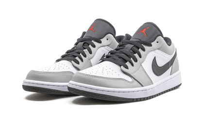 Air Jordan 1 Low "Light Smoke Grey" 553558 030