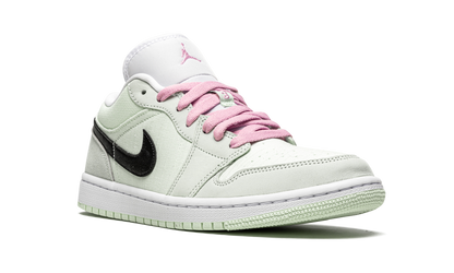 AIR JORDAN 1 LO SE WMNS "Barely Green" CZ0776 300