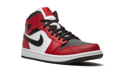 Air Jordan 1 Mid "Chicago Black Toe" 554724 069