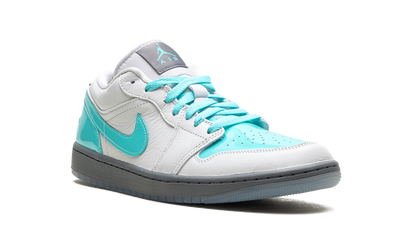Air Jordan 1 WMNS "Polaroid" HQ3599 025