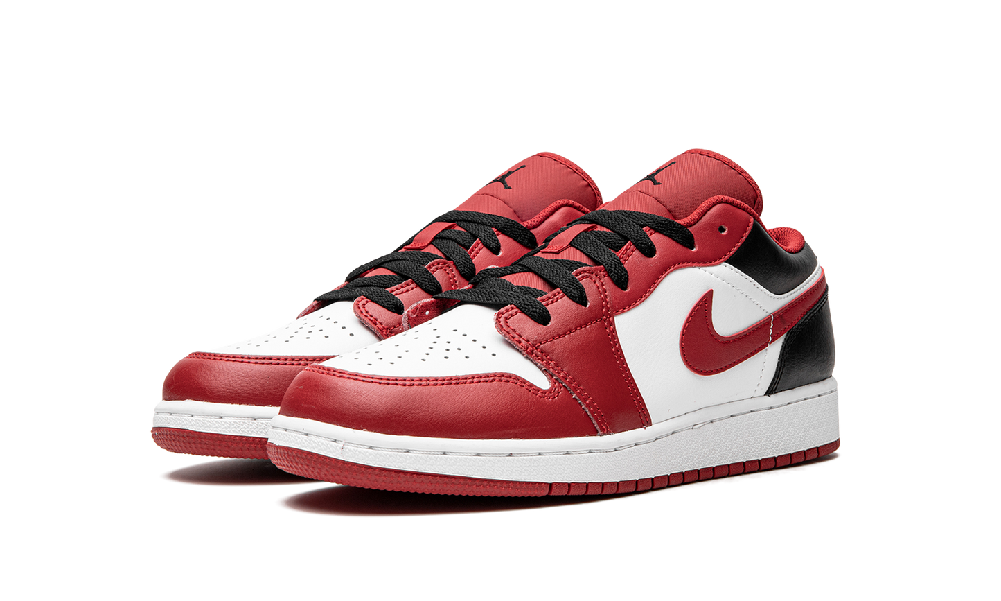 Air Jordan 1 Low GS "Reverse Black Toe" 553560 163