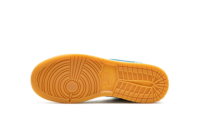 Air Jordan 1 Low SE GS "Barcelona" DM0589 400