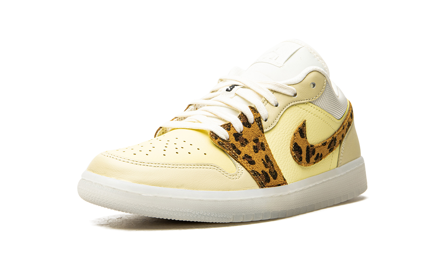 AIR JORDAN 1 LO WMNS "SNKRS Day" DN6998 700