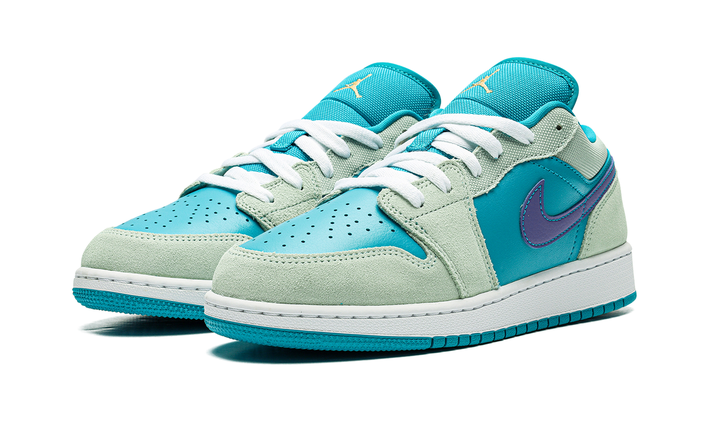 AIR JORDAN 1 LOW SE GS "AQUATONE CONCORD" DX4374 300