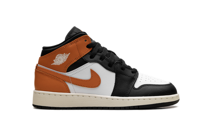 Air Jordan 1 Mid GS "Starfish Black Toe" DQ8423 801