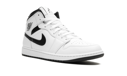 Air Jordan 1 Mid "Stormtrooper" DQ8426 132