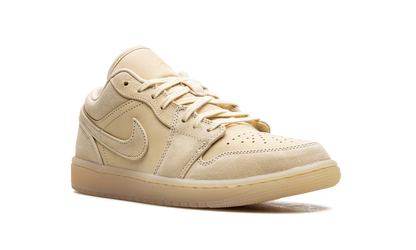 Air Jordan 1 Low SE WMNS "Sand" FZ3972 294