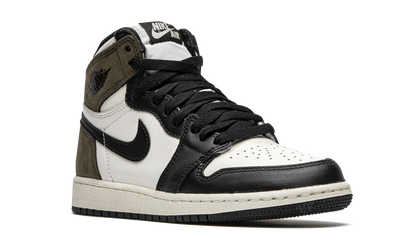 Air Jordan 1 Retro High OG GS "Dark Mocha" 575441 105