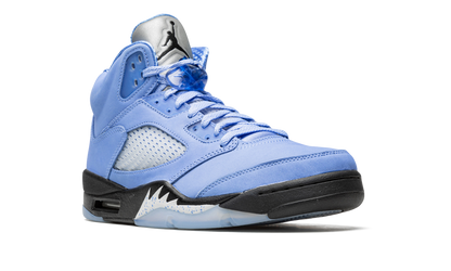 Air Jordan 5 Retro Mid SE "UNC" DV1310 401