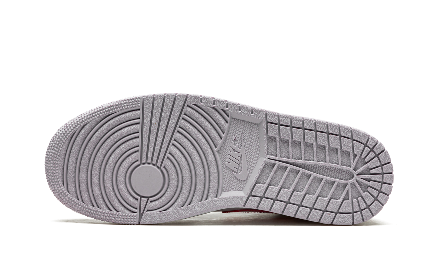 AIR JORDAN 1 MID WMNS "Valentine’s Day 2022" DR0174 500