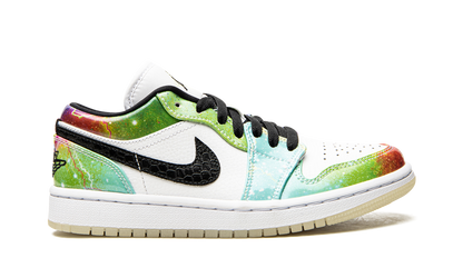 Air Jordan 1 Low WMNS "Galaxy" CW7310 909