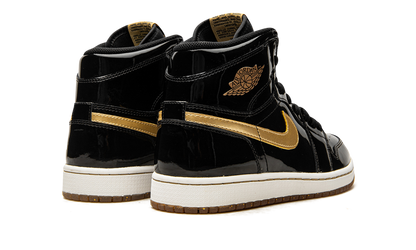 Air Jordan 1 Retro High OG "Black/Metallic Gold" 555088 019