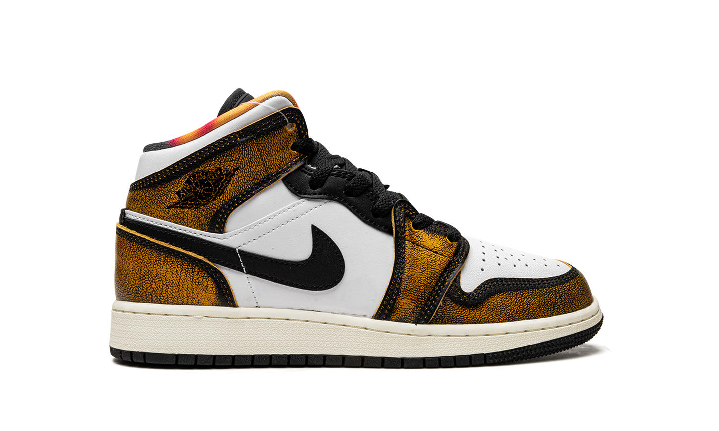 AIR JORDAN 1 MID SE GS "Orange Wear Away" DQ8418 071