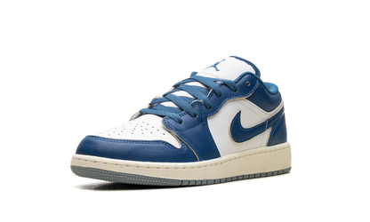 Air Jordan 1 Low GS "Industrial Blue" FN9137 141