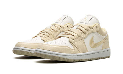 Air Jordan 1 Low WMNS "Team Gold / Sail" FN3722 701