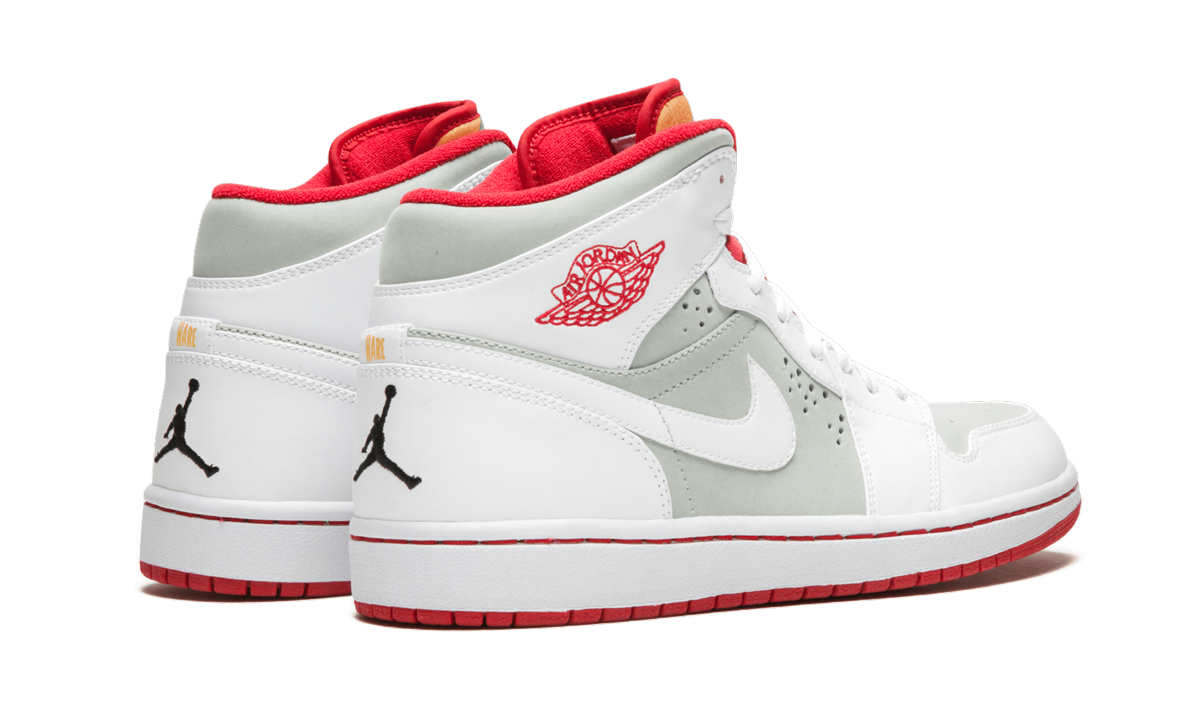 Air Jordan 1 Retro High (2009) "Hare Jordan" 374454 011