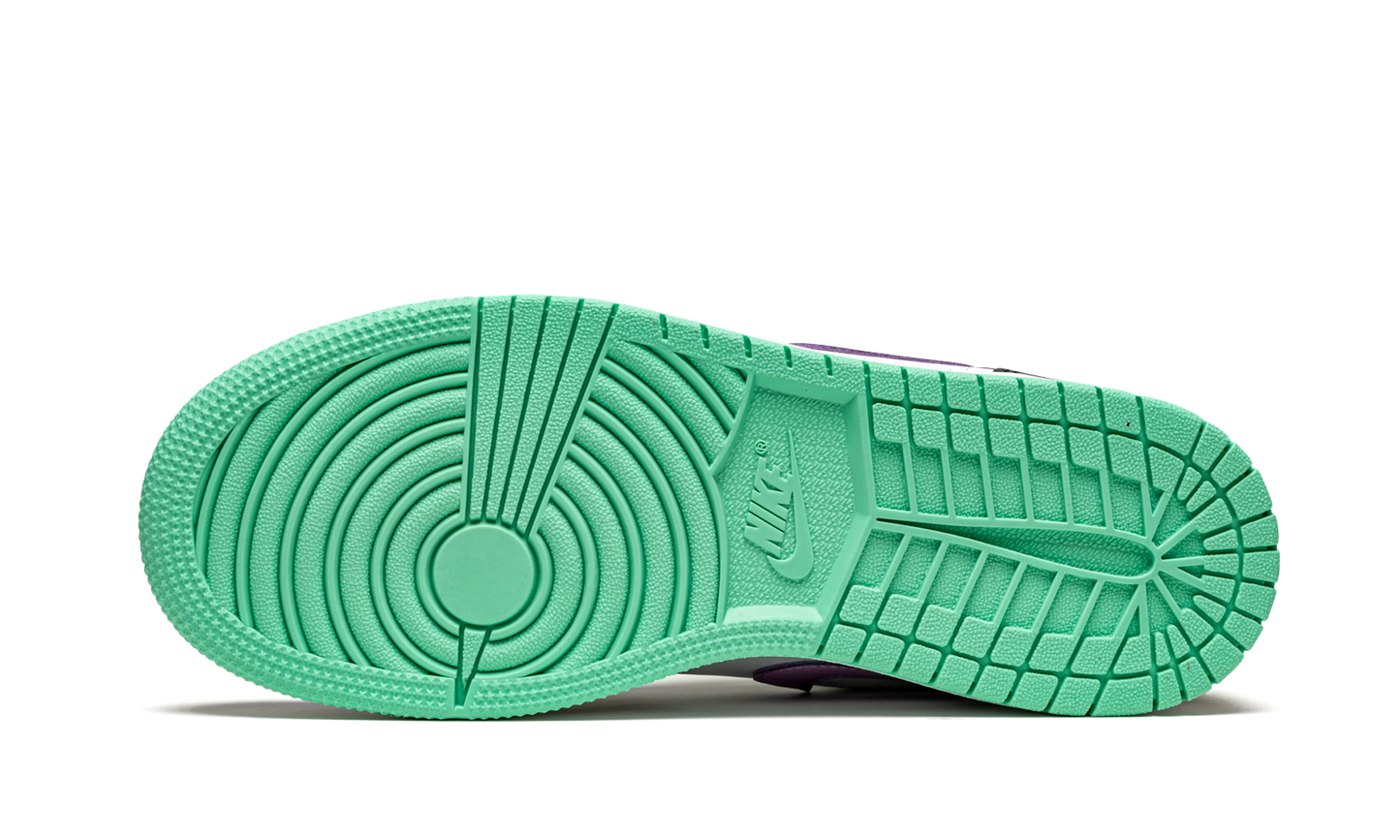 Air Jordan 1 Low GS "Black / Violet Shock / Green Glow" 553560 151