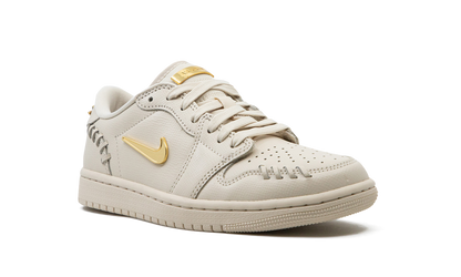 Air Jordan 1 Low WMNS "Method of Make - Legend Light Brown" FN5032 200