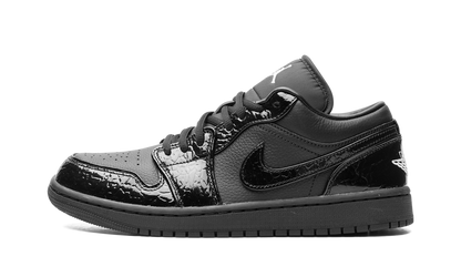 Air Jordan 1 WMNS "Black Croc" HJ7743 010