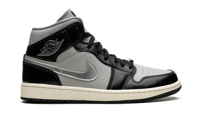 AIR JORDAN 1 MID SE WMNS "Black Chrome" FB9892 002
