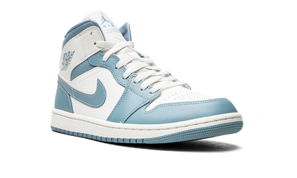 AIR JORDAN 1 MID WMNS "UNC" BQ6472 141