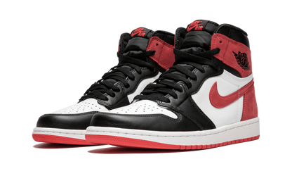 Air Jordan 1 Retro High OG "Promo Box - Track Red" 555088 112 Promo Box