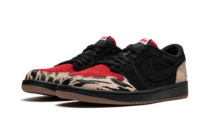 Air Jordan 1 Low SP "SoleFly - Carnivore" DN3400 001
