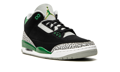 Air Jordan 3 Retro "Pine Green" CT8532 030