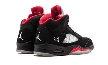 Air Jordan 5 Retro Supreme "Supreme" 824371 001