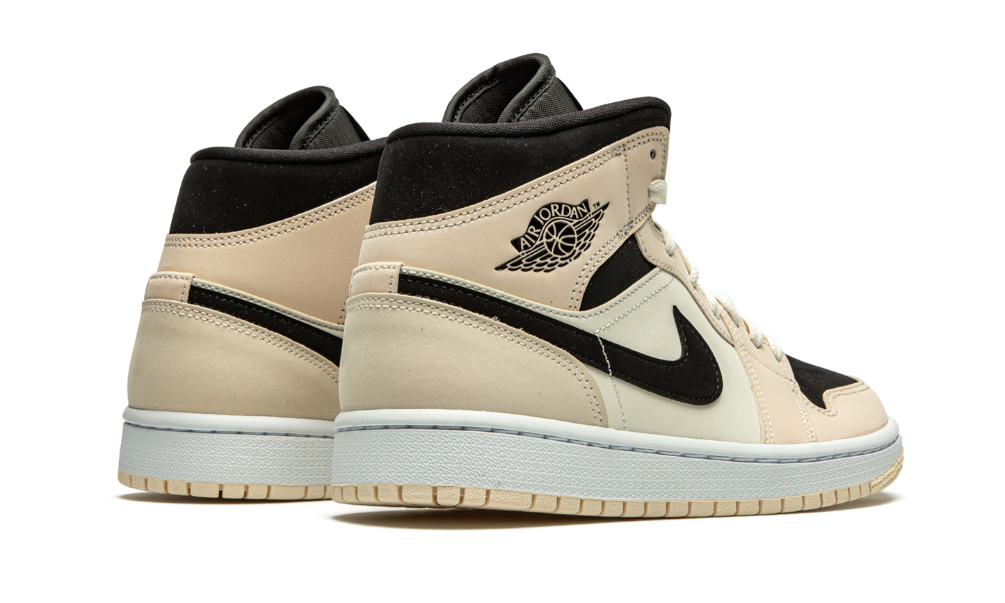 AIR JORDAN 1 MID WMNS "Guava Ice" BQ6472 800