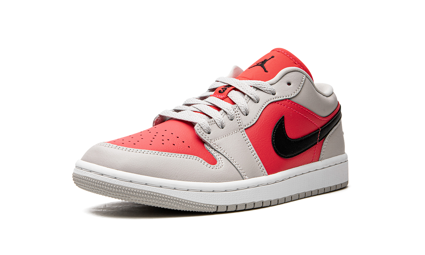 AIR JORDAN 1 LO WMNS "Light Iron Ore / Siren Red" DC0774 060