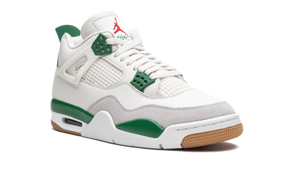 Air Jordan 4 Retro SB "Pine Green" DR5415 103
