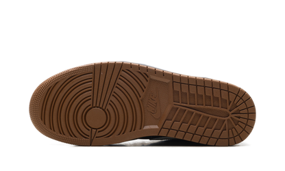 Air Jordan 1 Low SE "Black Sail Light British Tan" IR7560 010